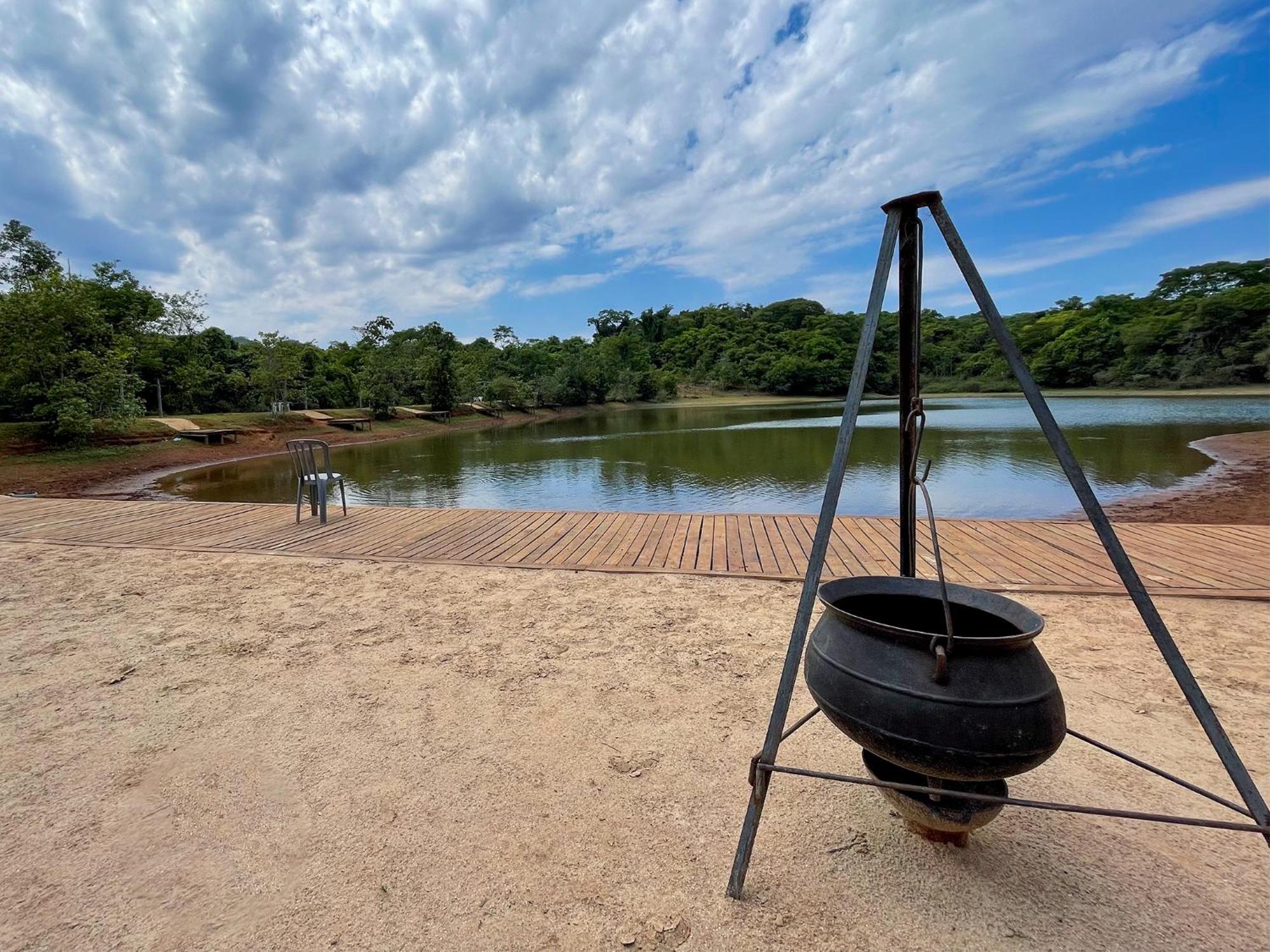 Ranchos 30 Fazenda Hidrolandia (Goias)
